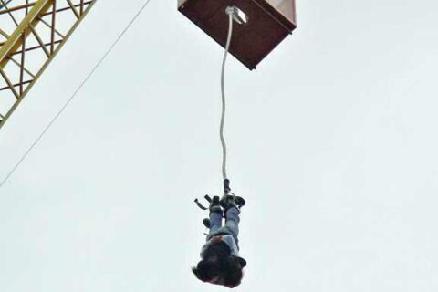 Niektórzy uczestnicy majówki skakali na Bungy...