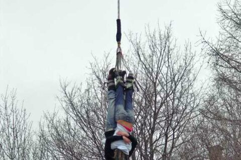 Niektórzy uczestnicy majówki skakali na Bungy...