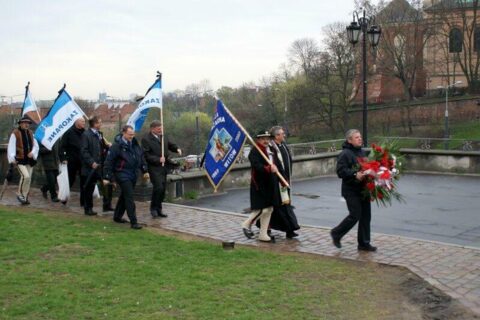 Warszawa - 15 04 2010 - pożegnanie prezydenta RP_3