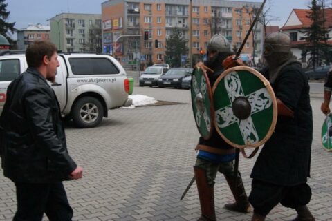 Pokaz walk i rzemiosła Wikingów_59