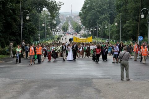 XXIX Pielgrzymka - wejście do Częstochowy_41
