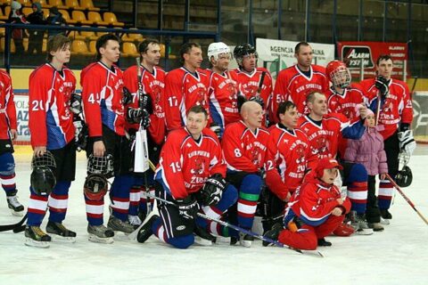 Inauguracja rozgrywek hokejowych na Igrzyskach_1