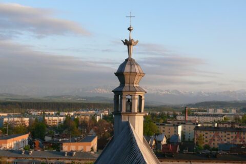 Widok z wieży kościoła NSPJ w Nowym Targu _4