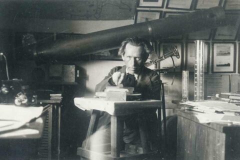 Józef Fedorowicz szlifujący kamień (fot. arch. Muzeum Tatrzańskiego)