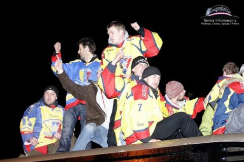 Festa kibiców po zwycięstwie Wojasa Podhale_52
