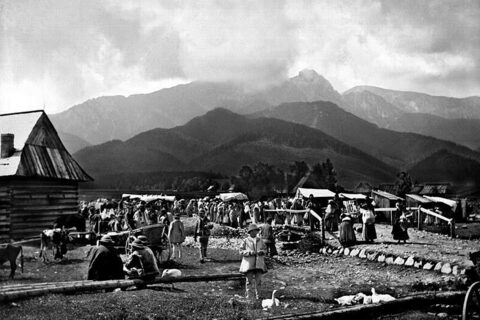 Zaproszenie na wystawę "Tatry i Podhale w fotografii Walerego Eljasza Radzikowskiego"