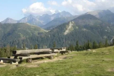 widok z Rusinowej Polany i laweczki wrzesien2008