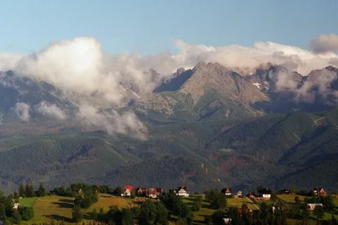 Widok na Tatry z Zębu