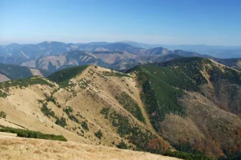 Kumstove sedlo Lajstroch NT vychod