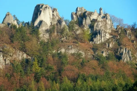Prirodna rezervacia Sulovske skaly do Sulovskej tiesnavy