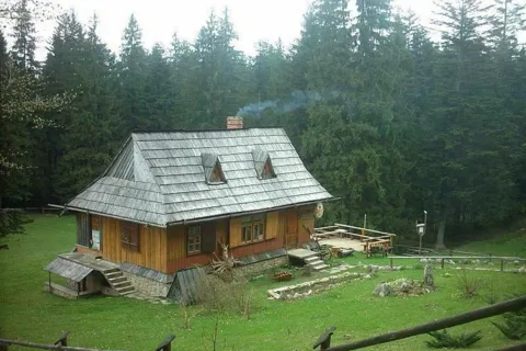 Chatka restauracja na reglach