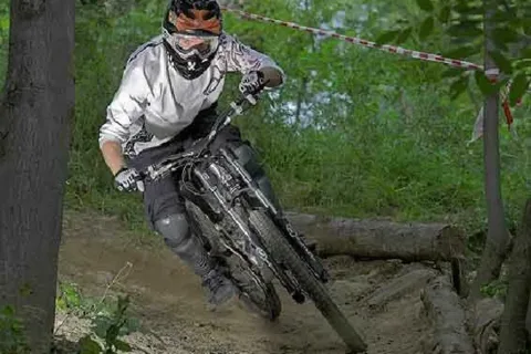 Zawody rowerowe MTB Downhill Harenda Grand Prix