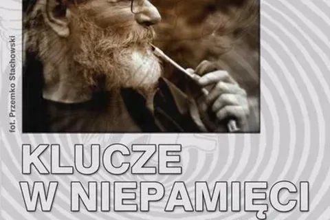 Klucze w niepamięci
