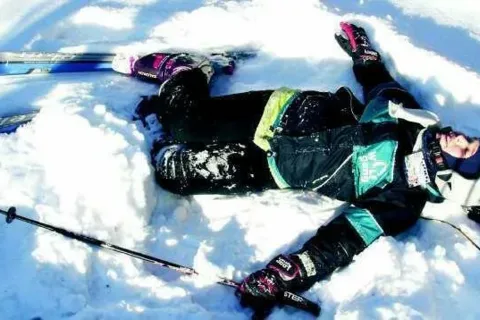 300 tys. zł za uraz czaszki na stoku