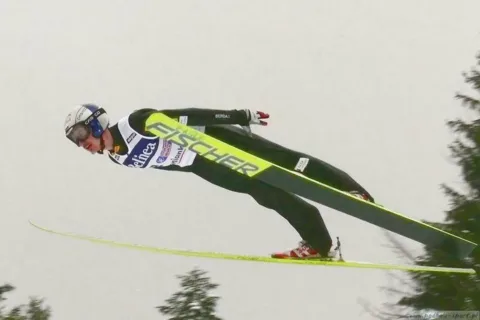 Dajmy Adamowi potrenować