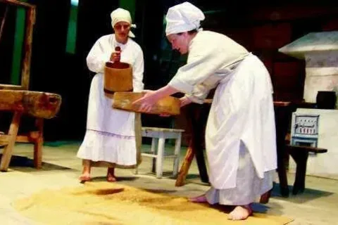 Czas wiejskich teatrów