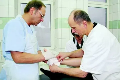 Połamani narciarze opanowali szpital