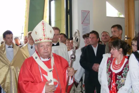Ks Kardynał Dziwisz w Morawczynie