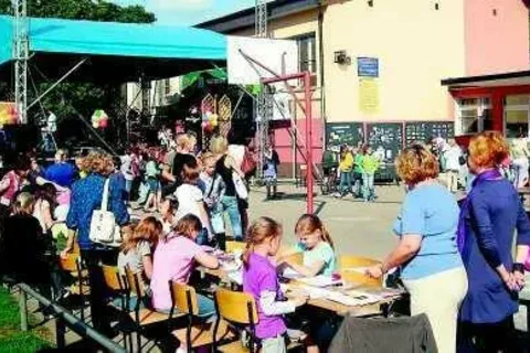 Na niedzielnym festynie dzieci i rodzice miło spędzili czas