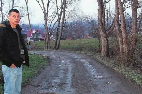 Już 30 lat trwa walka o naprawę drogi w Rabce