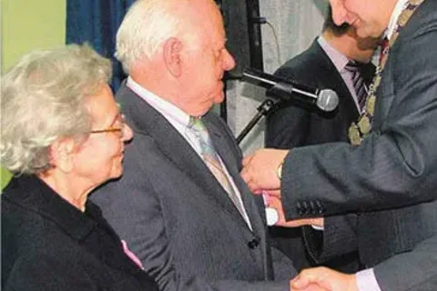 Dostali medale, bo przeżyli razem pięćdziesiąt lat