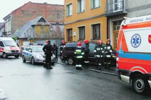 Drogówka nie gasiła migających „kogutów"