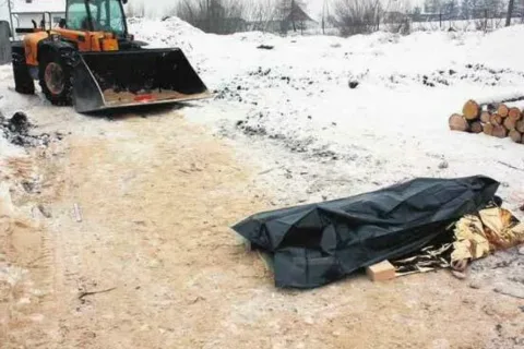Jordanów. 19-latek zginął przygnieciony koparką