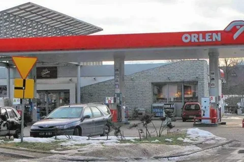 Na Ustupie mieli „chrzczone" paliwo