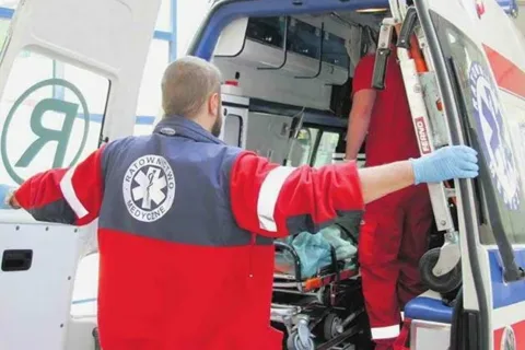 Wojewoda ma wprowadzić dyscyplinę w Pogotowiu