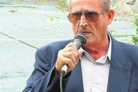 Sarata nadal pokieruje klubem z Pienin