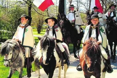 Góralskie banderie w kondukcie żałobnym