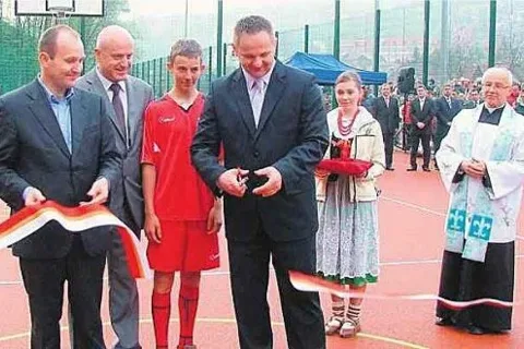 W Pieninach stanęło nowoczesne boisko