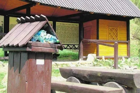 Pieniny: rezerwaty utoną w śmieciach
