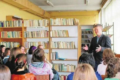 NOWY TARG. Rayski o cieniach i blaskach dziennikarstwa