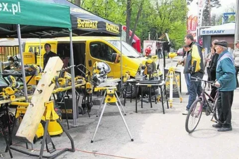 NOWY TARG. 15 urodziny targów budowlanych
