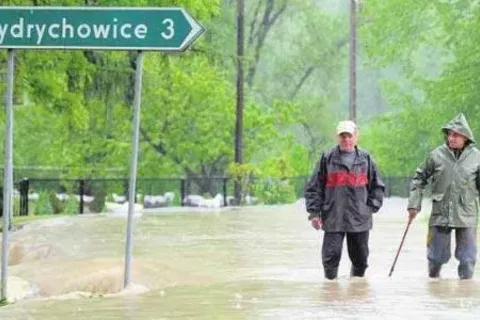 Drogi i tory zostały podmyte