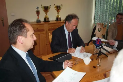 Gminy chcą uczestniczyć w prywatyzacji PKL
