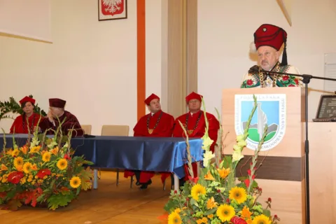 Inauguracja z nowym rektorem