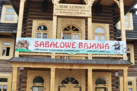 Minister Kultury odwiedziła Bukowiańskie Centrum Kultury „Dom Ludowy”