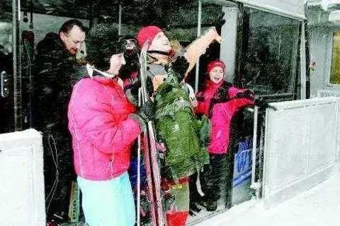 Kolejka na Kasprowy nie dla grubasów
