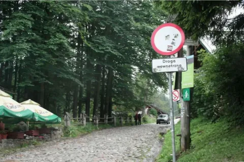 TPN: nowe tablice informacyjne w Tatrach? Niekoniecznie