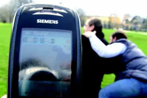 Biją się i filmują to telefonami