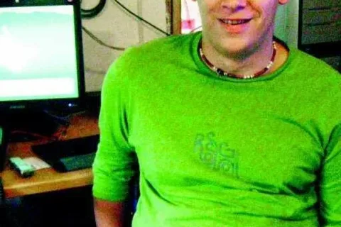 Dzięki internetowi może pomóc innym