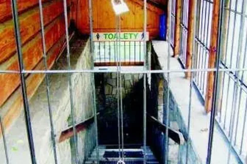 WC biznesmen pilnie poszukiwany!