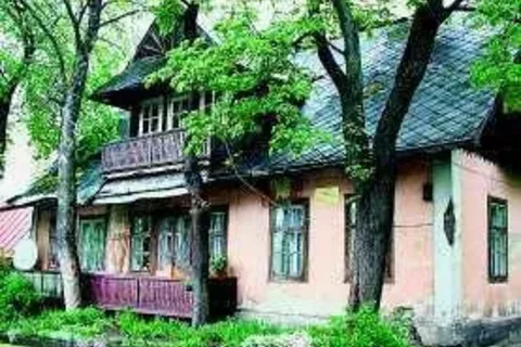 Odzyskują domy, wyrzucają lokatorów