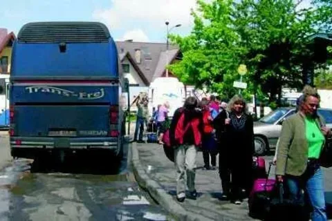 PKS ogranicza kursy lokalne