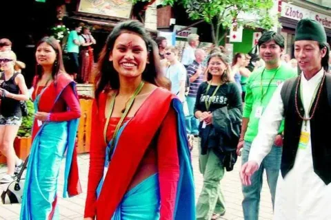 Syićkim Nepalczykom życzymy ślebody