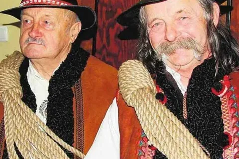 Już od stu lat ratują turystów w górach