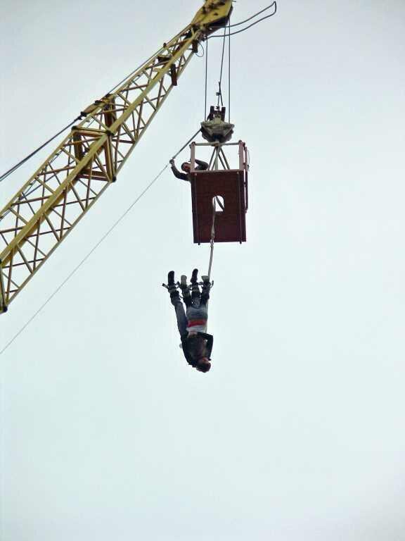 Niektórzy uczestnicy majówki skakali na Bungy...