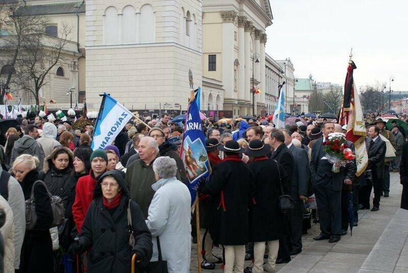 Warszawa - 15 04 2010 - pożegnanie prezydenta RP_12